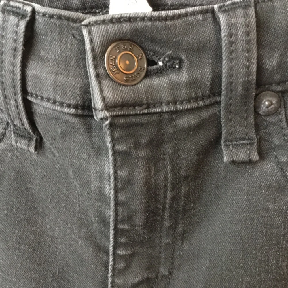 rag & bone Legging Black Distressed Skinny Jeans - Size 25
